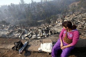 Valparaiso.-incendio.-FELIPE-TRUEBA-EFE